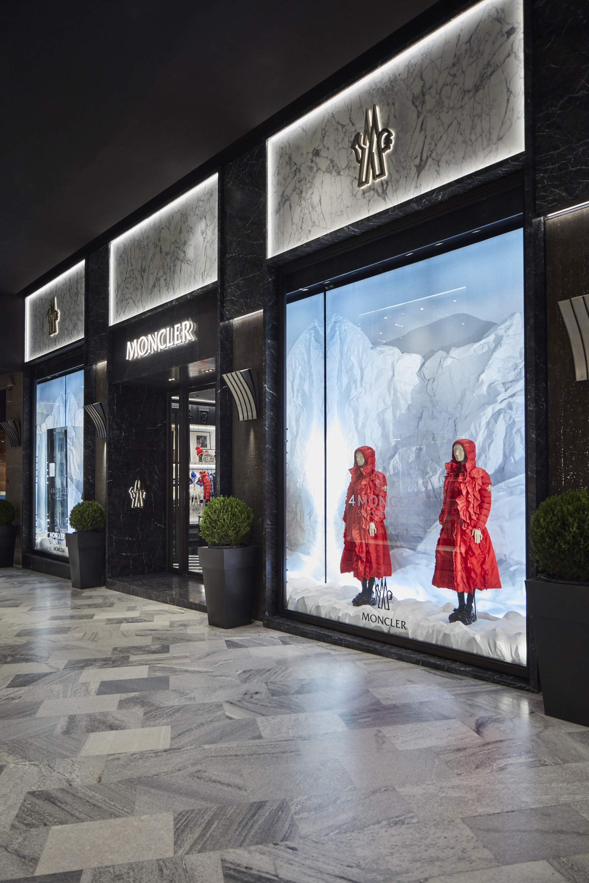 moncler the mall firenze